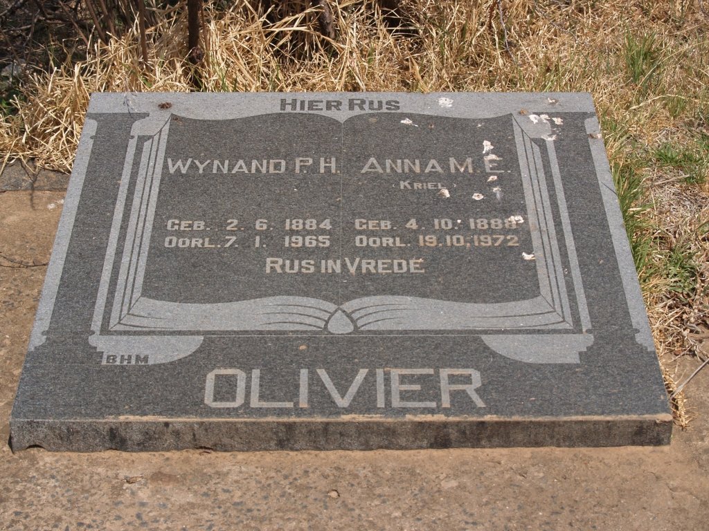 OLIVIER Wynand P.H. 1884-1965 &amp; Anna M.E. KRIEL 1888-1972