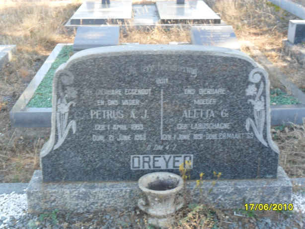 DREYER Petrus A.J. 1889-1963 &amp; Aletta C. LABUSCHAGNE 1891-1969