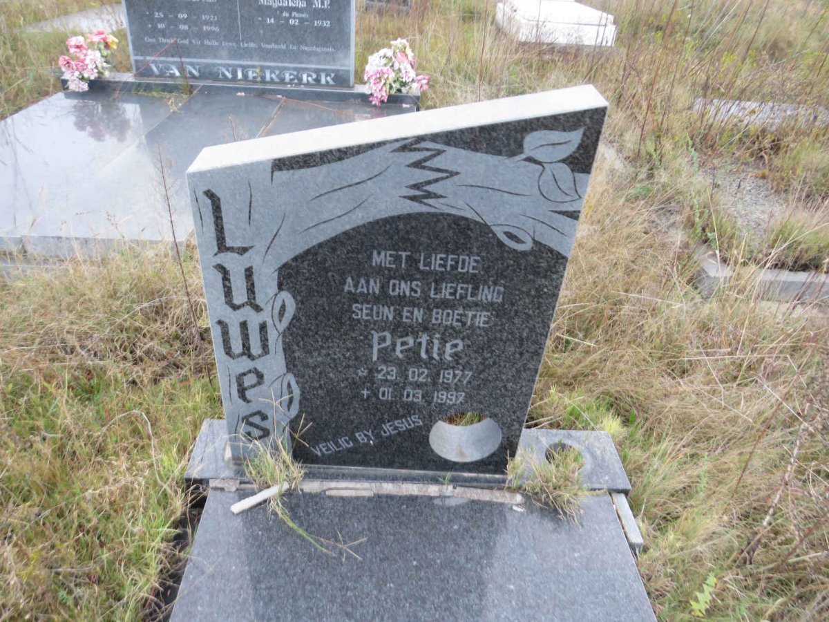 LUWES Petie 1977-1997