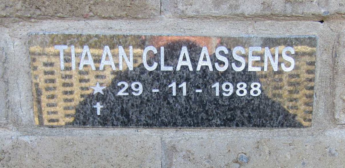 CLAASSENS Tiaan 1988-
