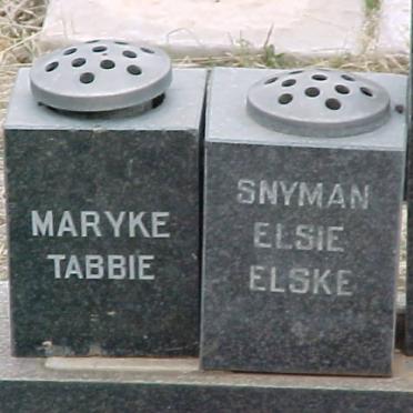 BERG Johannes Jacobus, van den 1916-2005 &amp; Maria Aletta SNYMAN 1920-1973