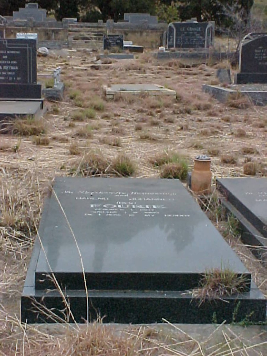 FOURIE Barend Johannes 1907-1993 &amp; Margarietha Johanna MENTZ 1906-1965