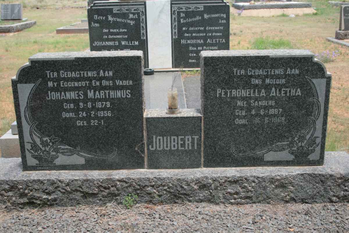 JOUBERT Johannes Marthinus 1879-1956 &amp; Petronella Aletha SANDERS 1887-1969
