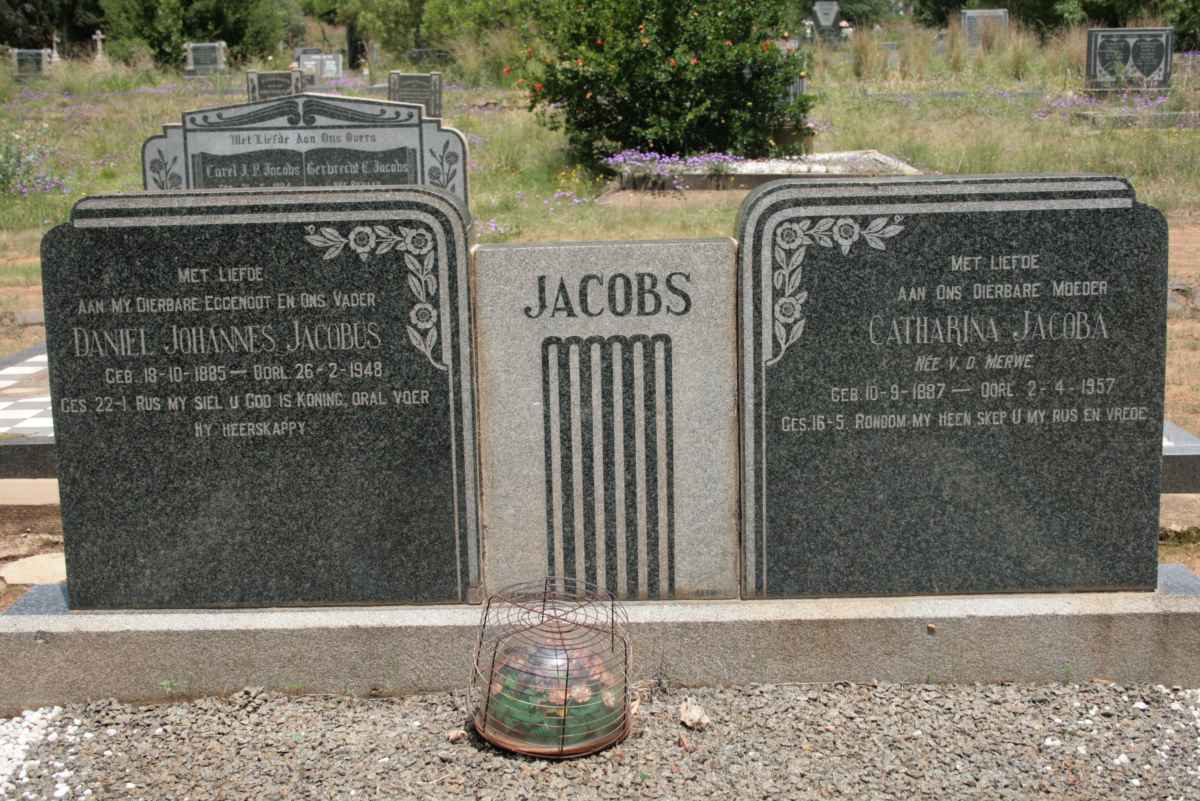 JACOBS Daniel Johannes Jacobus 1885-1948 &amp; Catharina Jacoba V.D. MERWE 1897-1957