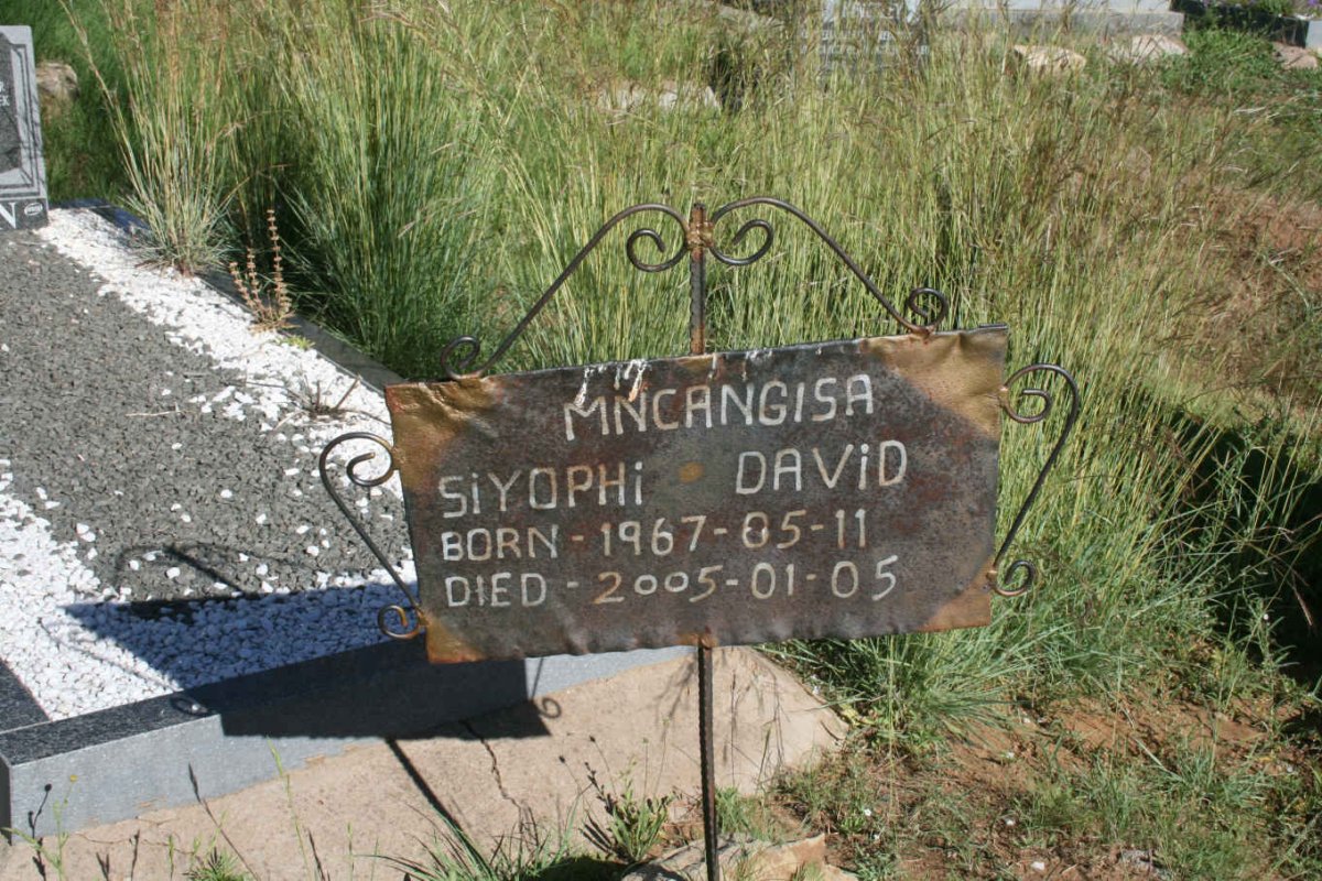 MNCANGISA Siyophi David 1967-2005