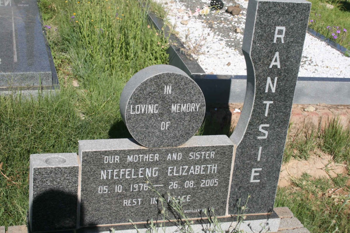 NTEFELENG Elizabeth 1976-2005