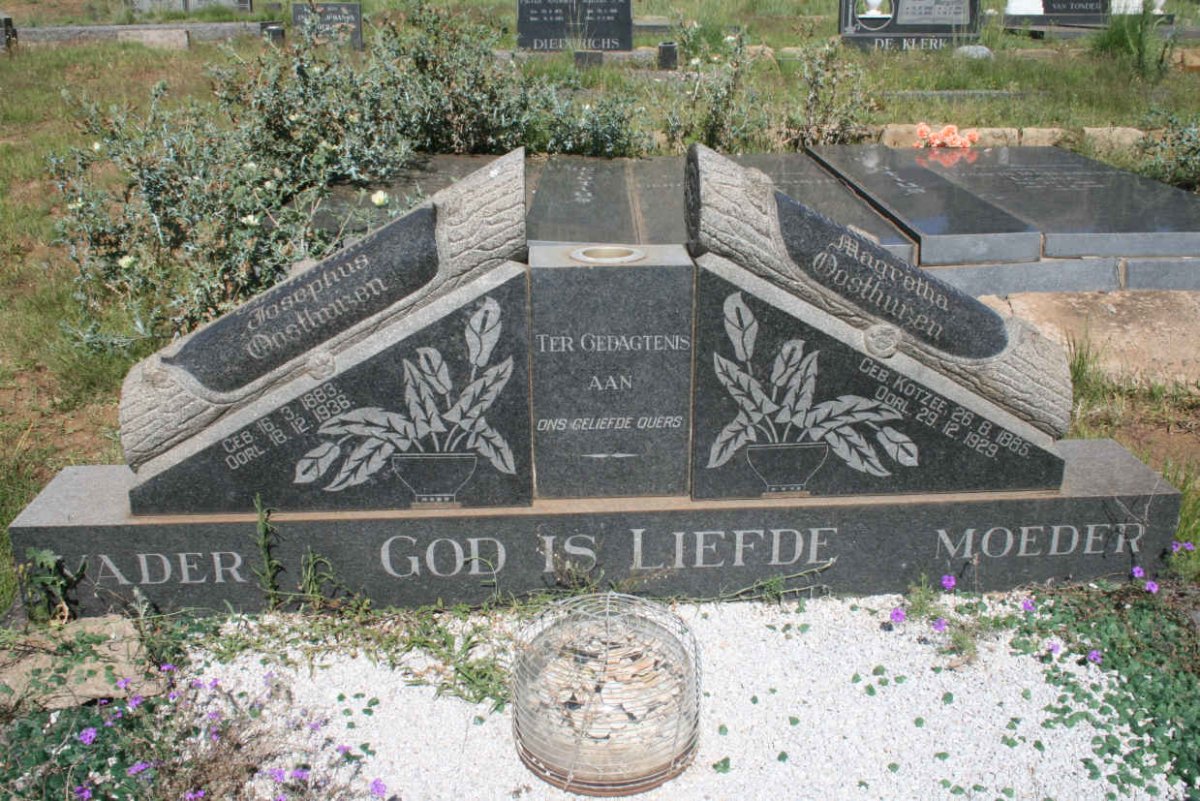 OOSTHUIZEN Gerhardus Josephus 1883-1936 &amp;  Martha Hester Magretha KOTZEE 1885-1929