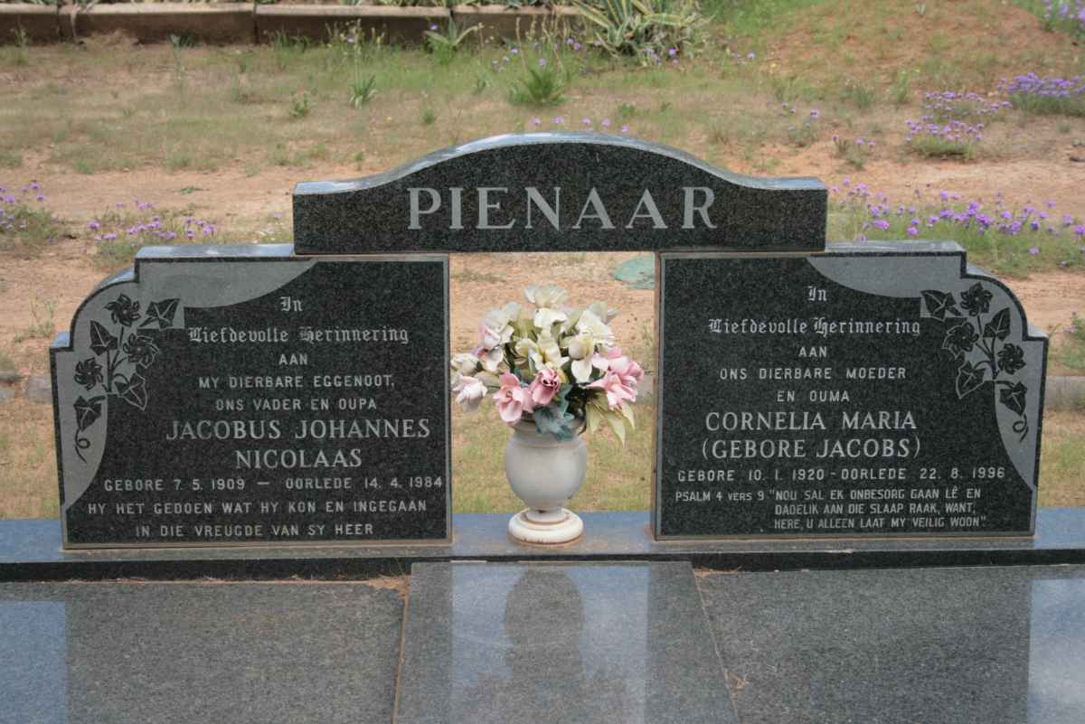 PIENAAR Jacobus Johannes Nicolaas 1909-1984 &amp; Cornelia Maria JACOBS 1920-1996