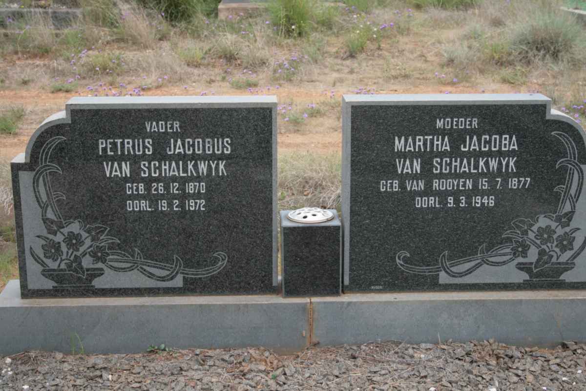 SCHALKWYK Petrus Jacobus, van 1870-1972 &amp; Martha Jacoba VAN ROOYEN 1877-1946