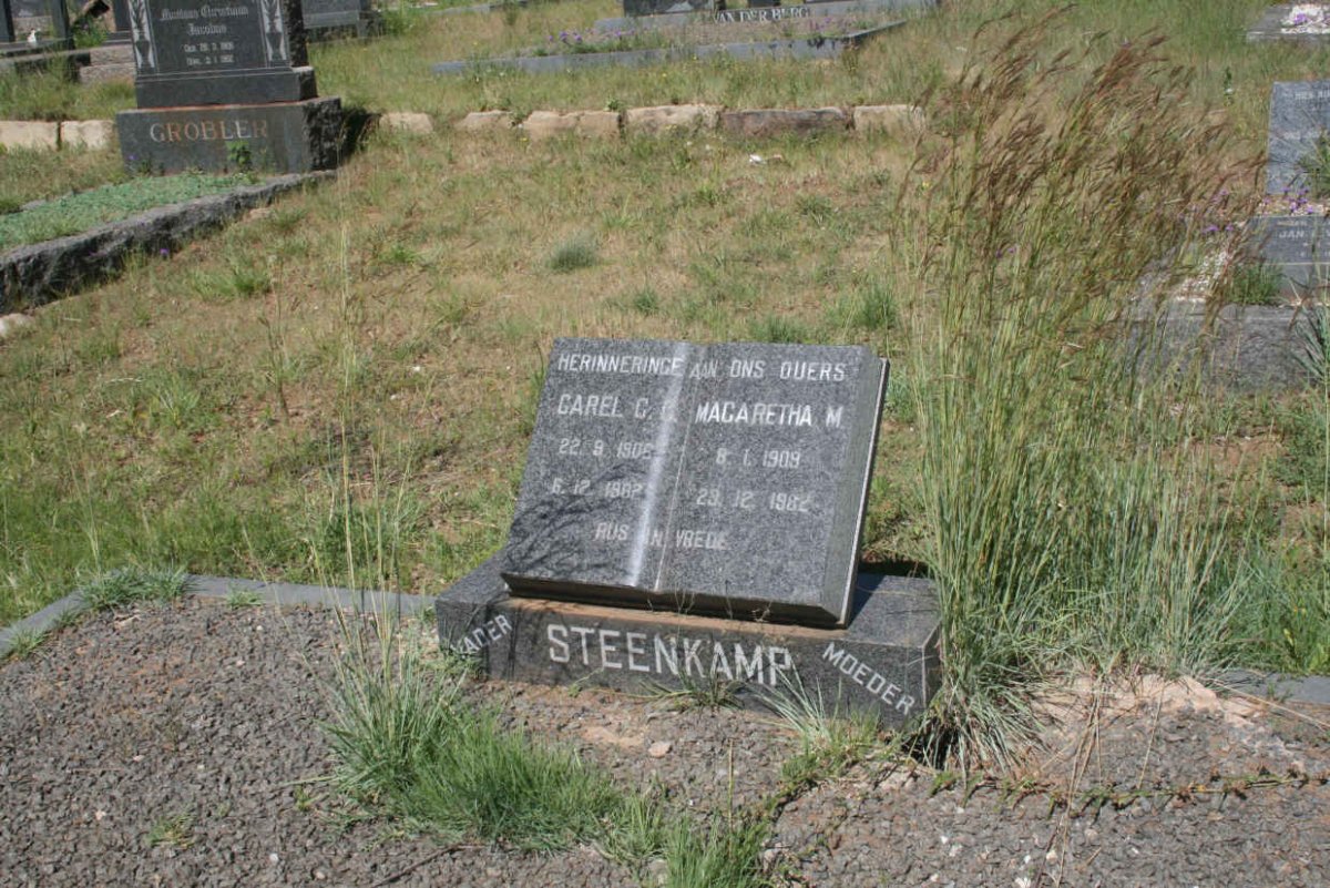 STEENKAMP Carel C. 1906-1982 &amp; Margaretha M. 1909-1982
