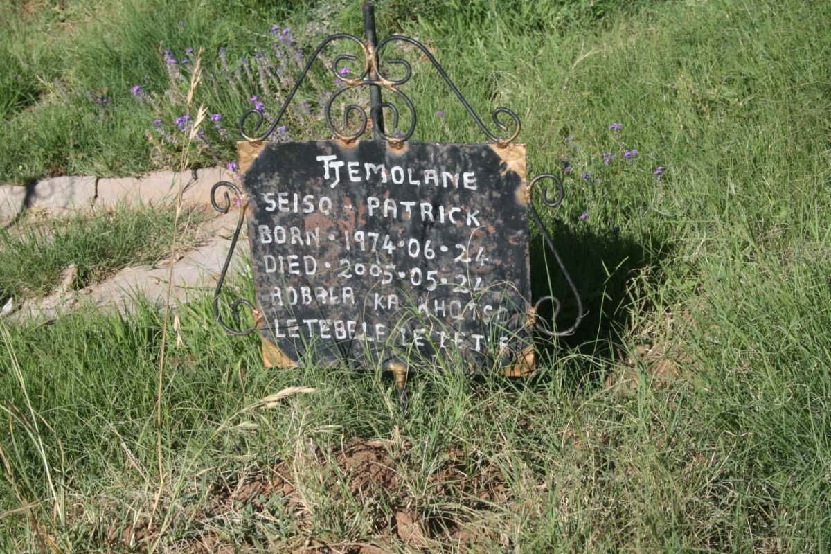 TJEMOLANE Seiso Patrick 1974-2005