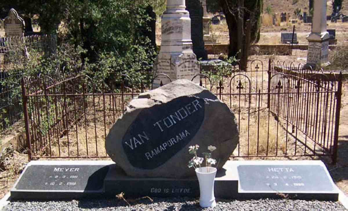 TONDER Meyer, van 1911-1981 &amp; Hetta 1915-1999