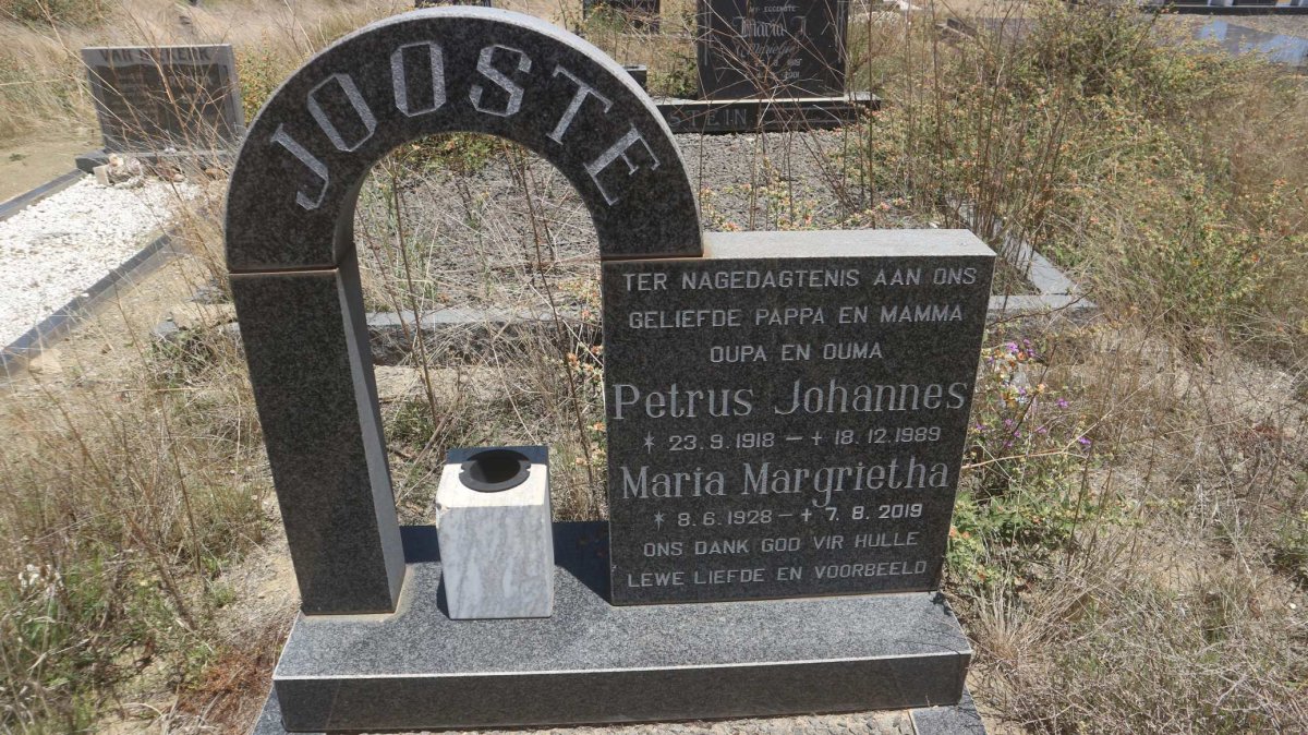 JOOSTE Petrus Johannes 1918-1989 &amp; Maria Magrietha 1928-2019