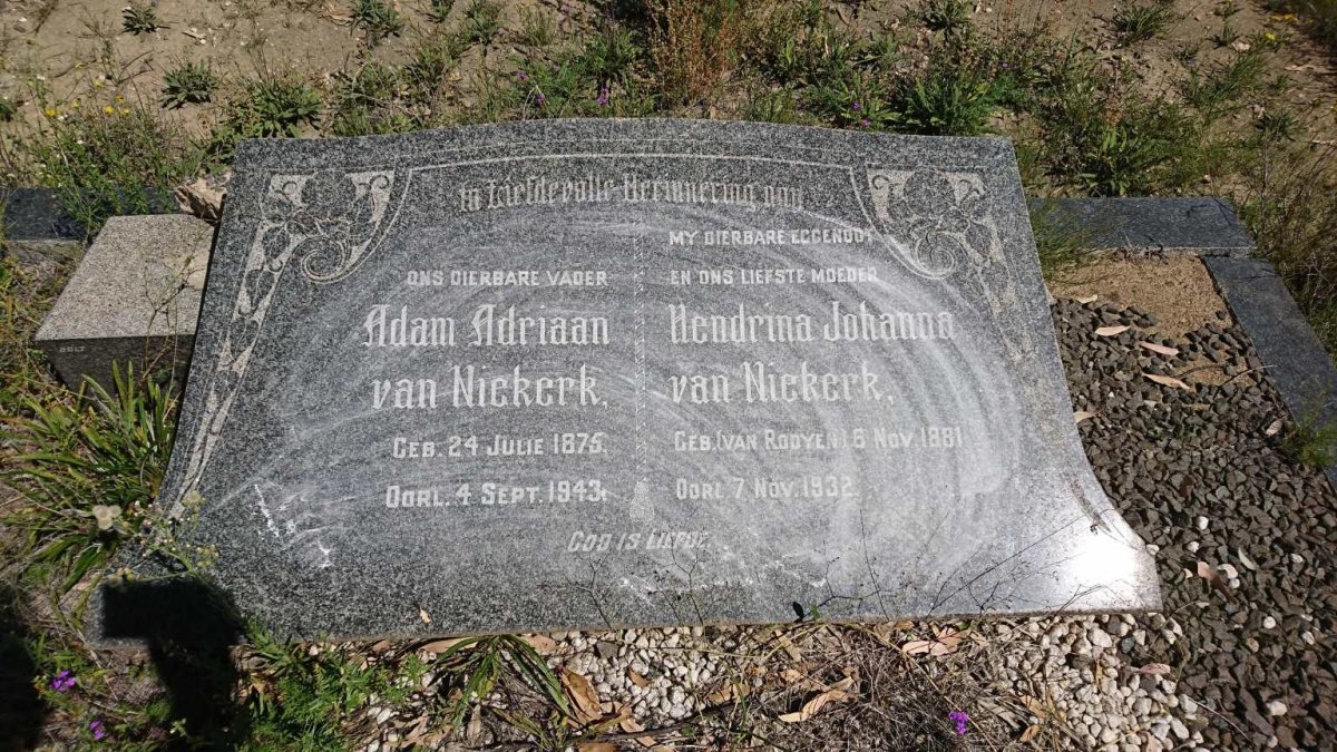 NIEKERK Adam Adriaan, van 1875-1943 &amp; Hendrina Johanna VAN ROOYEN 1881-1932