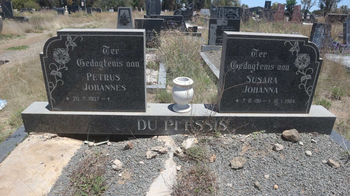 PLESSIS Petrus Johannes, du 1907- &amp; Susara Johanna 1911-1984