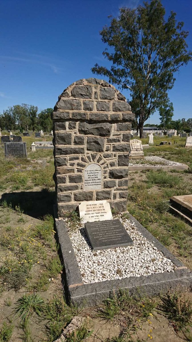 POTGIETER E.J. nee DU TOIT 1833-1925