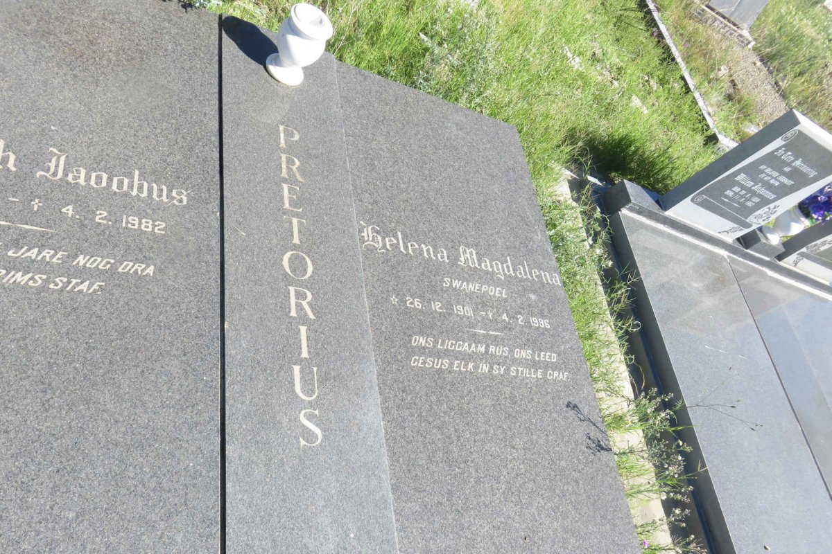 PRETORIUS Rudolph Jacobus 1903-1982 &amp; Helena Magdalena SWANEPOEL 1901-1996