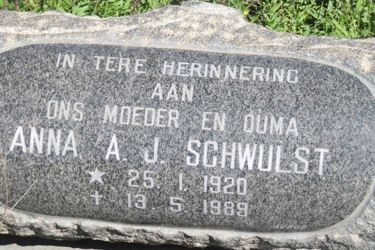 SCHWULST Karel J.O. 1907-1972 &amp; Anna A.J. 1920-1989
