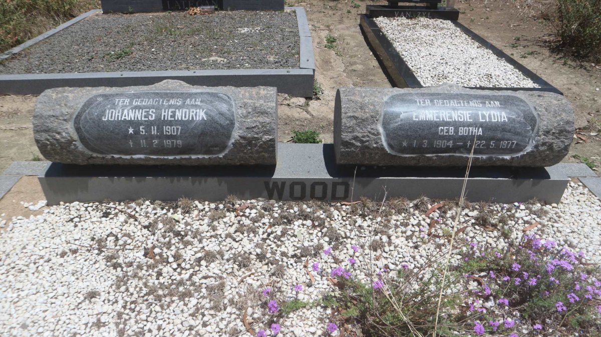 WOOD Johannes Hendrik 1907-1979 &amp; Emmerensie Lydia BOTHA 1904-1977