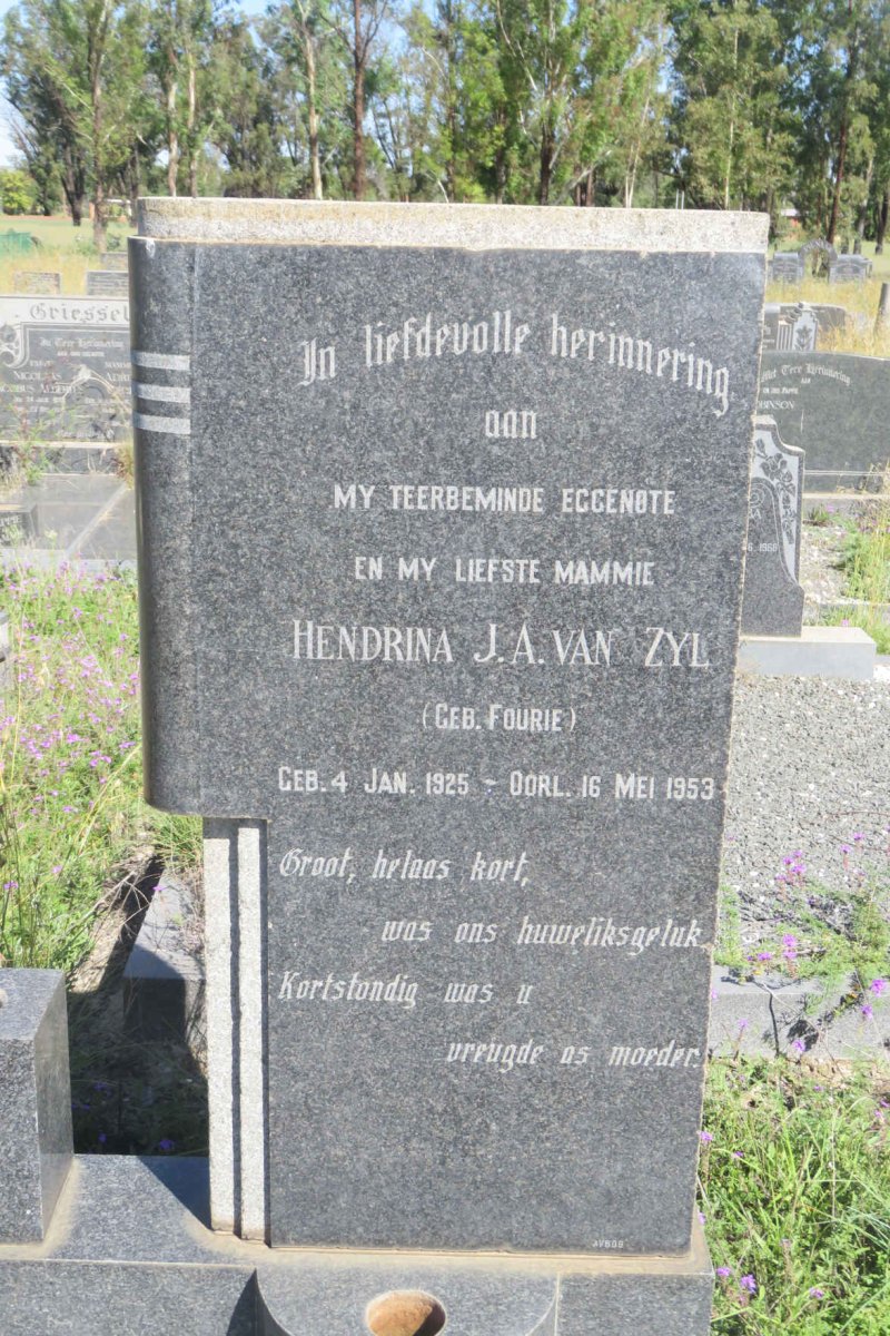 ZYL Hendrina J.A., van nee FOURIE 1925-1953