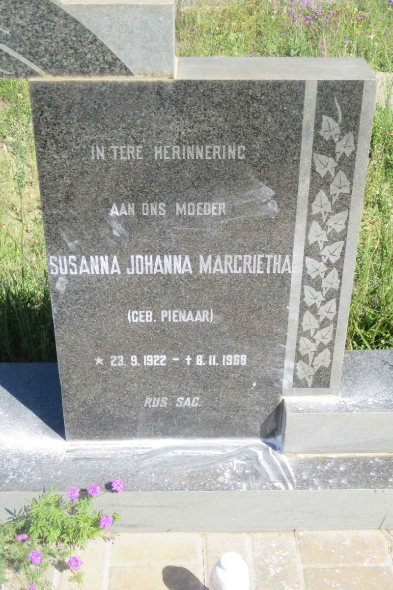 ? VA? Susanna Johanna Margrietha PIENAAR 1922-1968