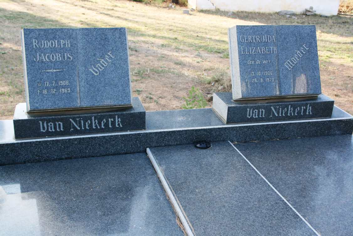 NIEKERK Rudolph Jacobus, van 1906-1969 & Gertruida Elizabeth DE WET 1906-1970