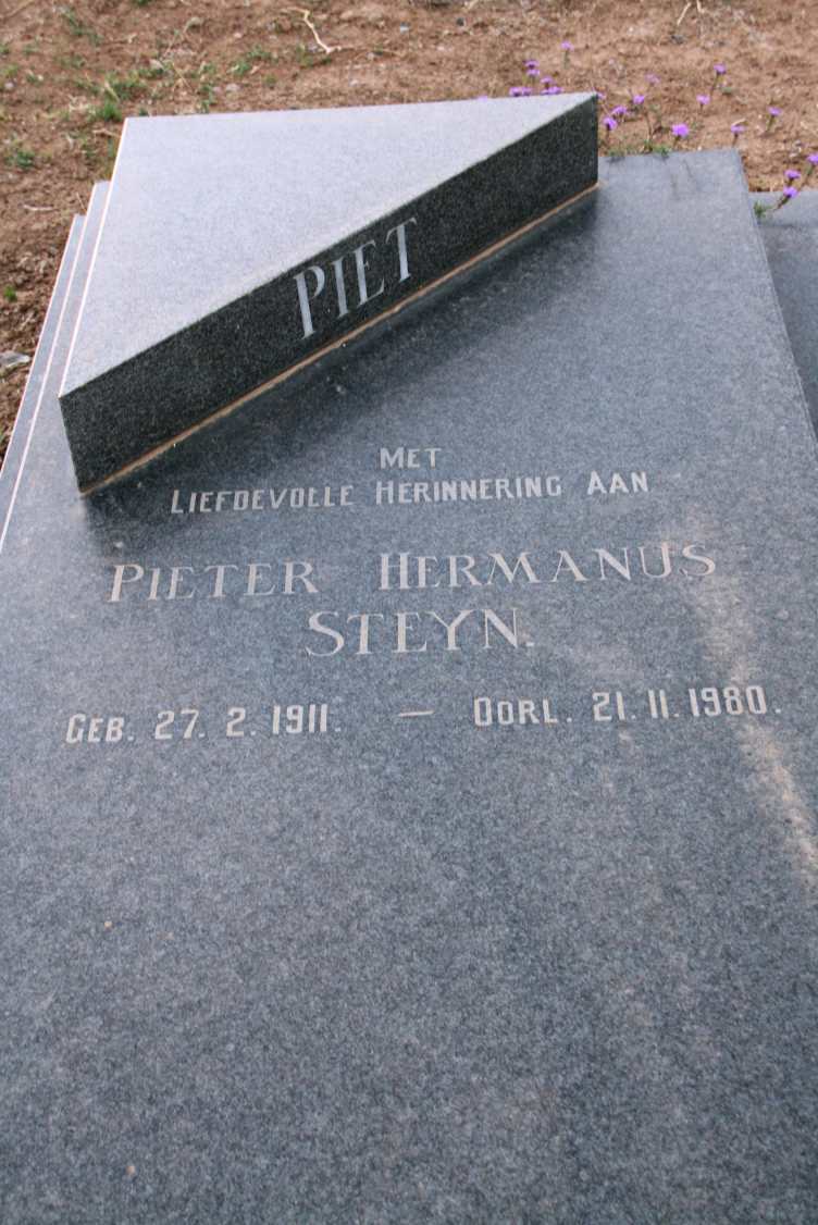 STEYN Pieter Hermanus 1911-1980 & Zenobia Jacoba 1911-1987 _2