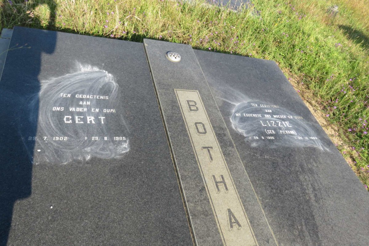 BOTHA Gert 1902-1985 &amp; Lizzie PIENAAR 1905-1983