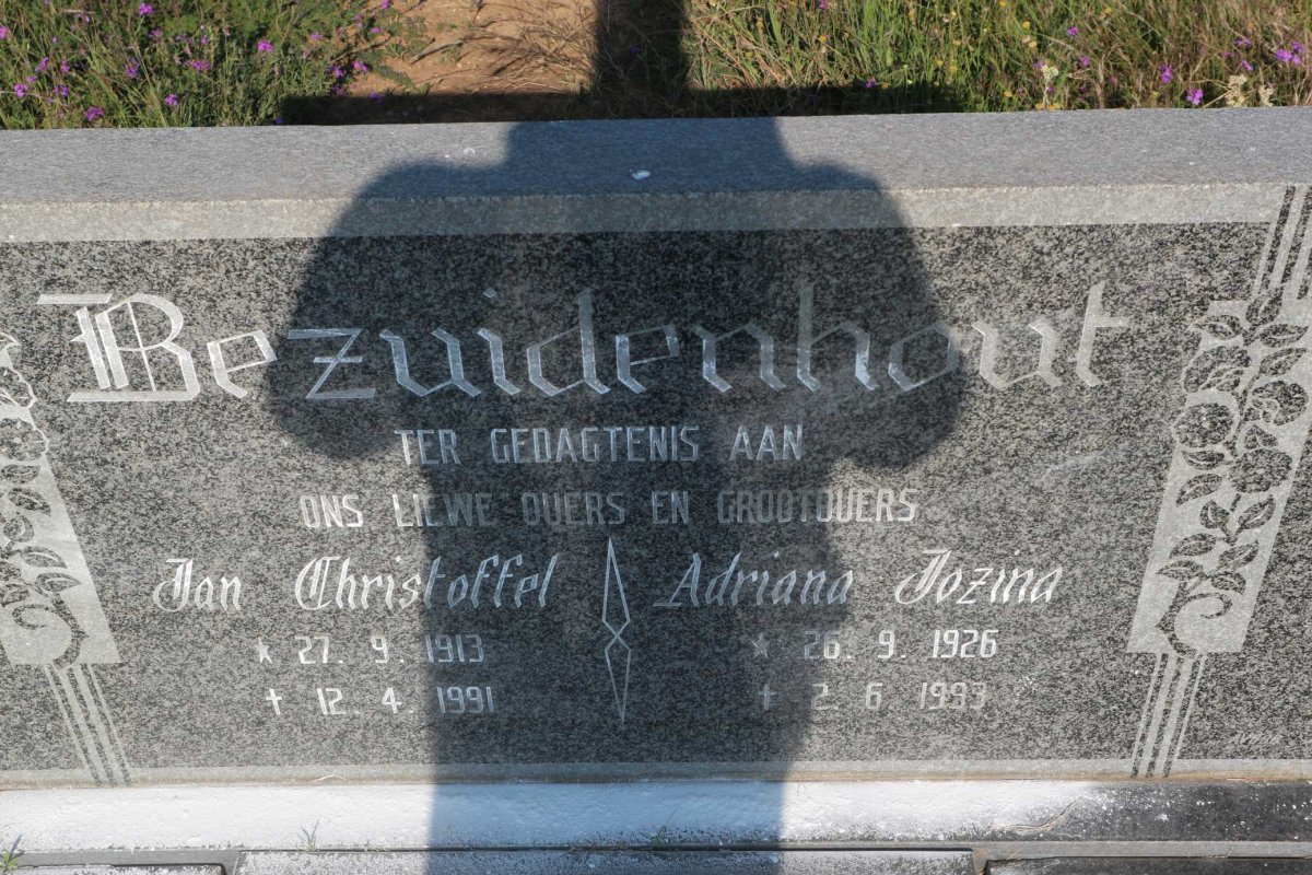 BEZUIDENHOUT Jan Christoffel 1913-1991 &amp; Adriana Jozina 1926-1993