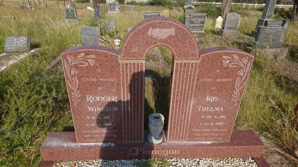 FLANEGAN Rodger Winston 1911-1988 &amp; Iris Thelma 1910-1988