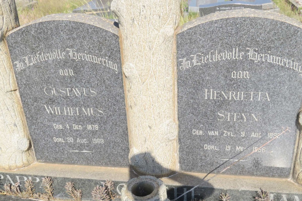 FOUCHE Gustavus Wilhelmus 1879-1969 &amp; Henrietta Steyn VAN ZYL 1892-1956