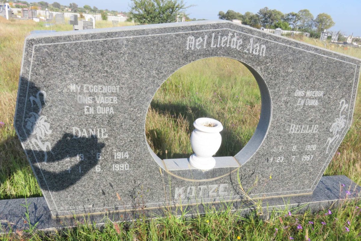 KOTZE Danie 1914-1990 &amp; Bellie 1920-1997