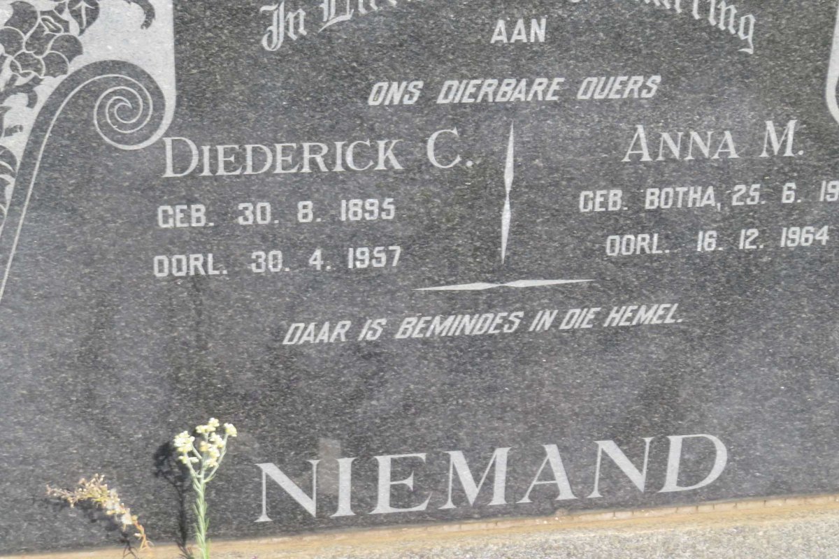 NIEMAND Diederick C. 1895-1957 &amp; Anna M. BOTHA 19?-1964