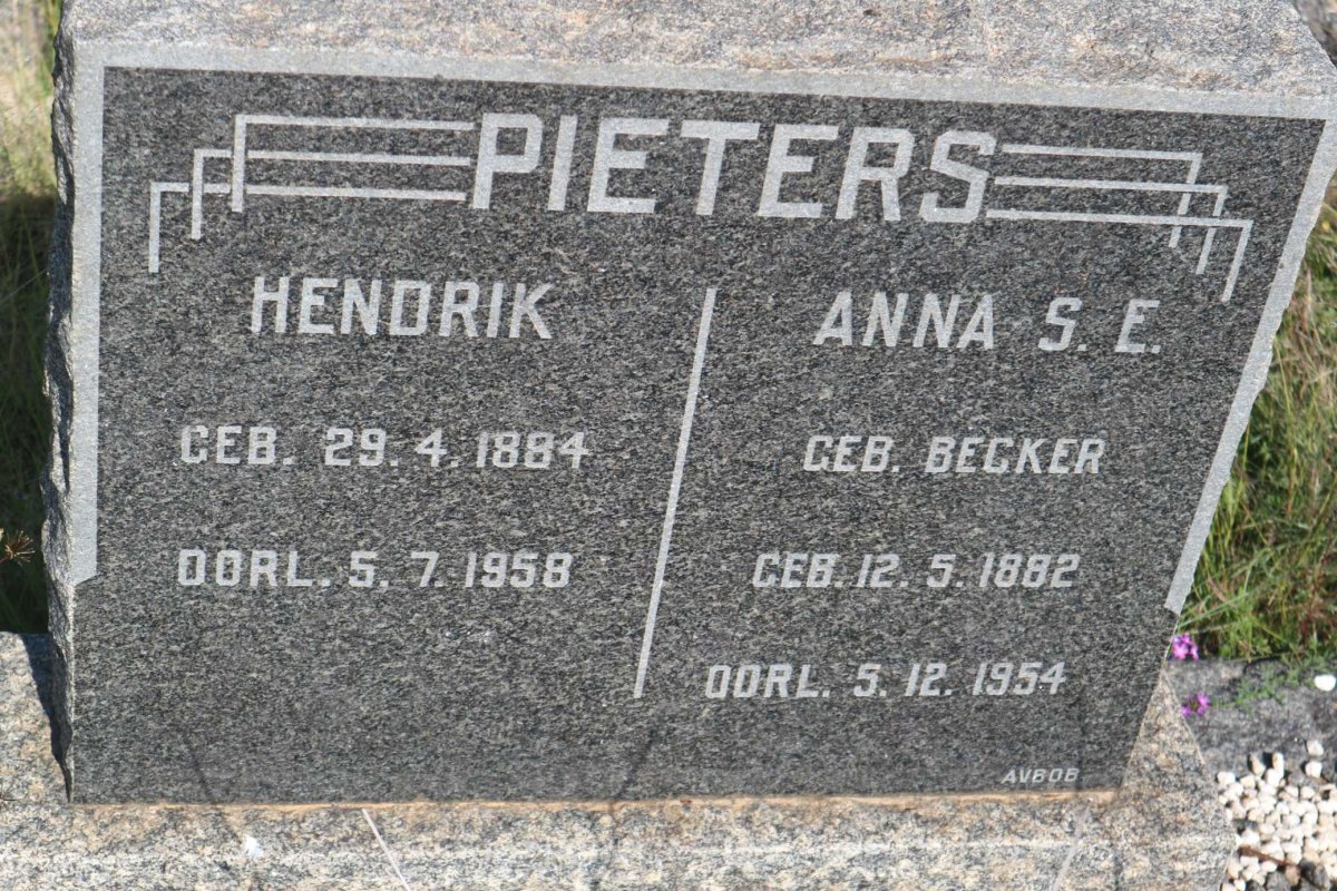 PIETERS Hendrik 1884-1958 &amp; Anna S.E. BECKER 1882-1954