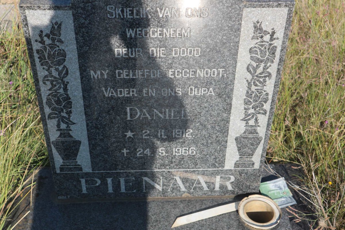 PIENAAR Daniel 1912-1966