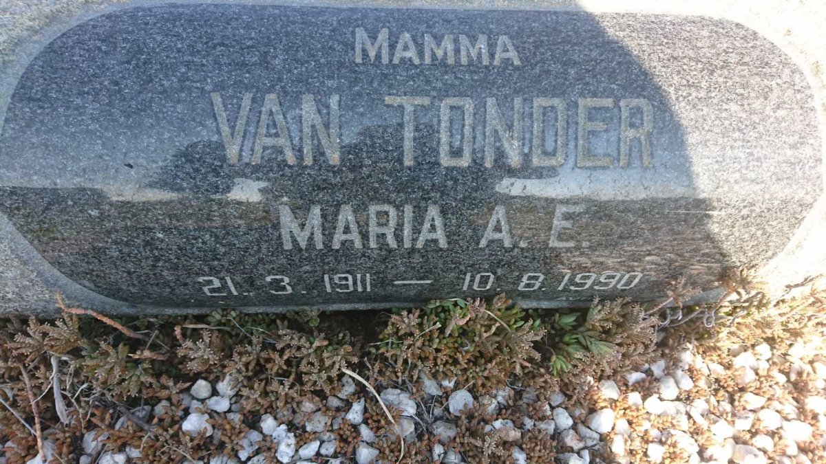 TONDER Maria A.E,. van 1911-1990