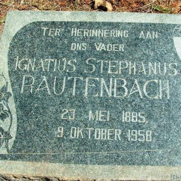 Free State, FOURIESBURG district, De Villiersdrift 338, farm cemetery