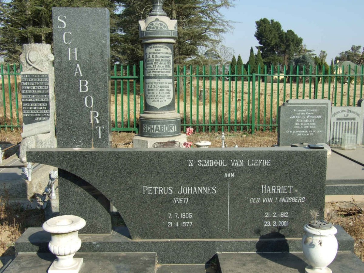 SCHABORT Petrus Johannes 1905-1977 &amp; Harriet VON LANDSBERG 1912-2001