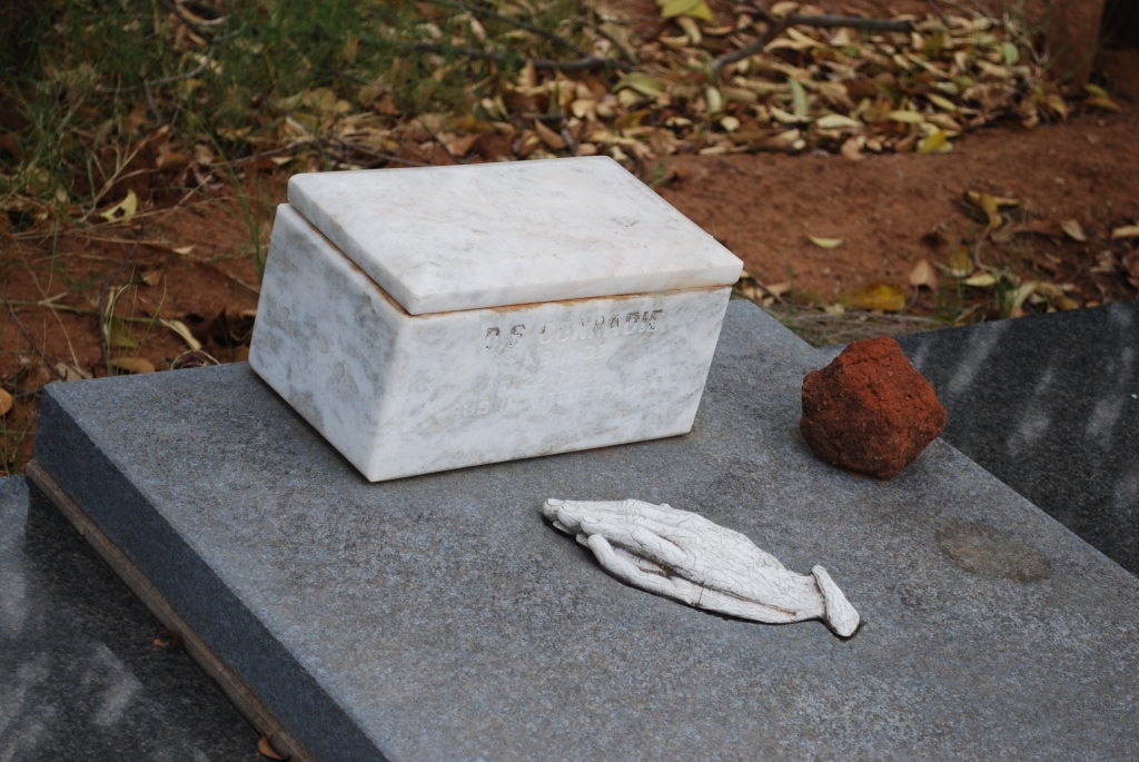 CONRADIE Willem George Sebastiaan 1896-1974 &amp; Anna Margaretha 1902-1974 :: CONRADIE D.S. 1933-1997