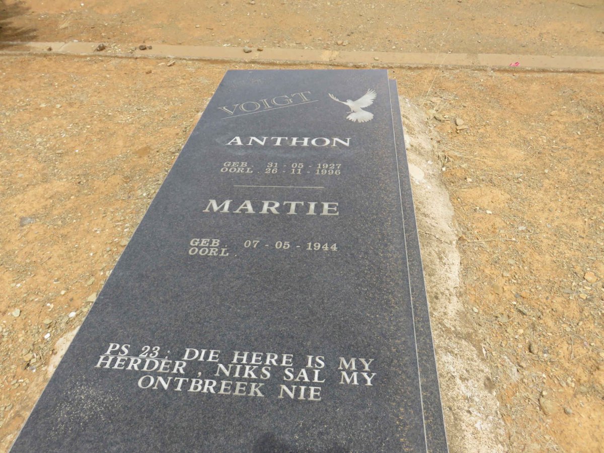 VOIGT Anthon 1927-1996 &amp; Martie 1944-
