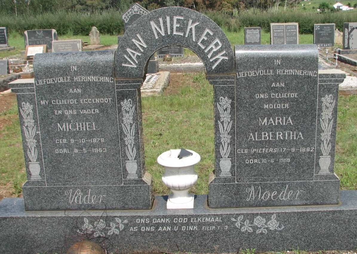 NIEKERK Michiel, van 1878-1963 &amp; Martha Albertha PIETERS 1882-1959