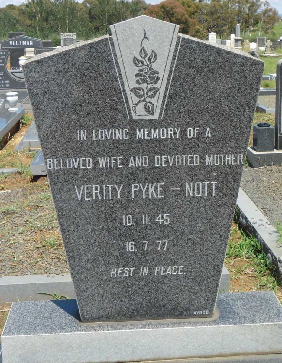 NOTT Verity , Pyke 1945-1977