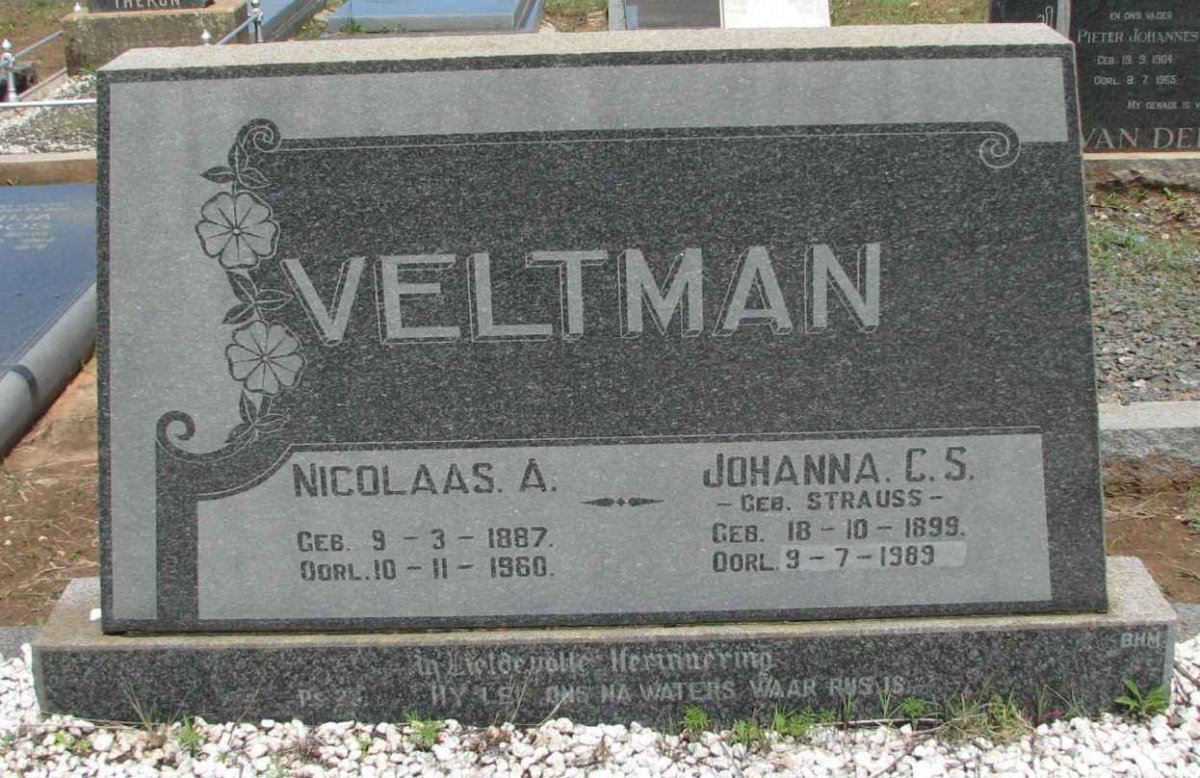 VELTMAN Nicolaas A. 1887-1960 &amp; Johanna C.S. STRAUSS 1899-1989