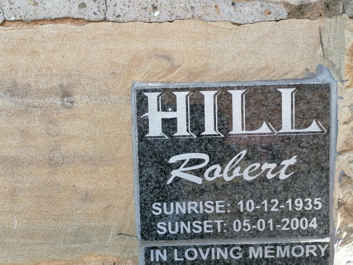 HILL Robert 1935-2004