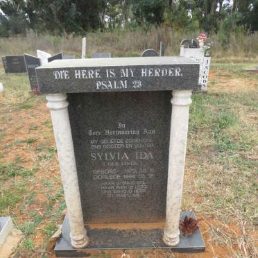 ? Sylvia Ida nee LINDE 1973-1999