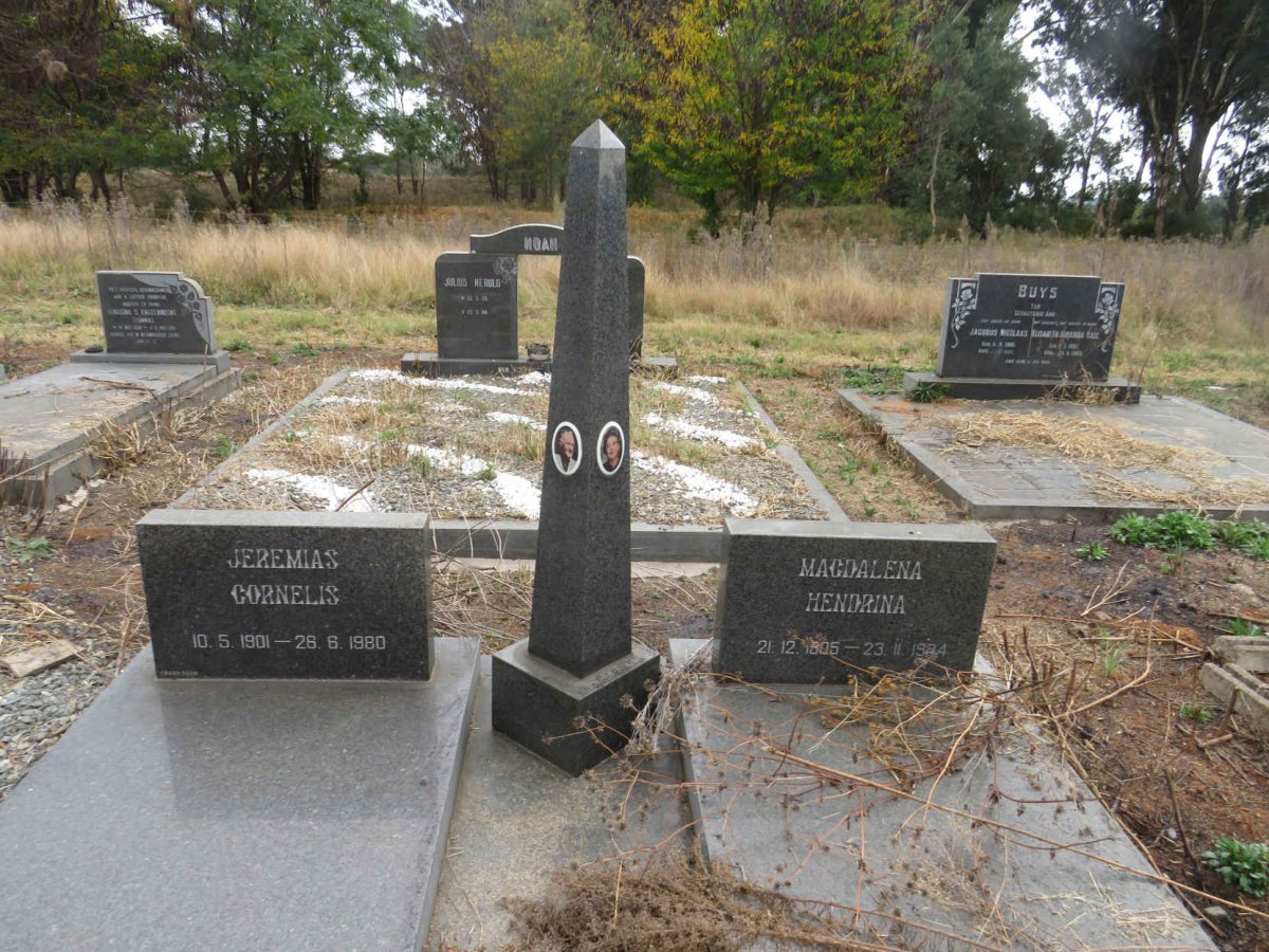 ? Jeremias Cornelis 1901-1980 & Magdalena Hendrina 1905- 1984