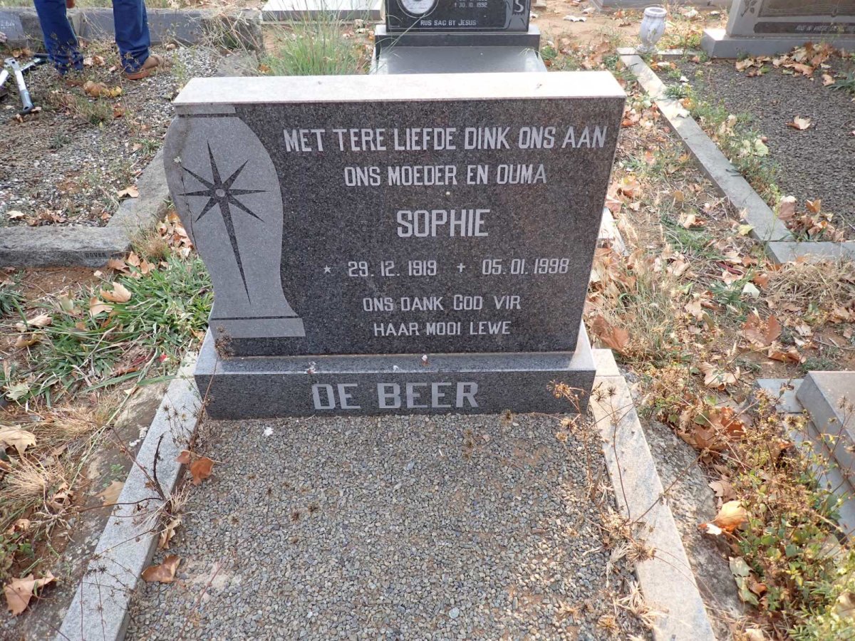 BEER Sophie, de 1919-1998