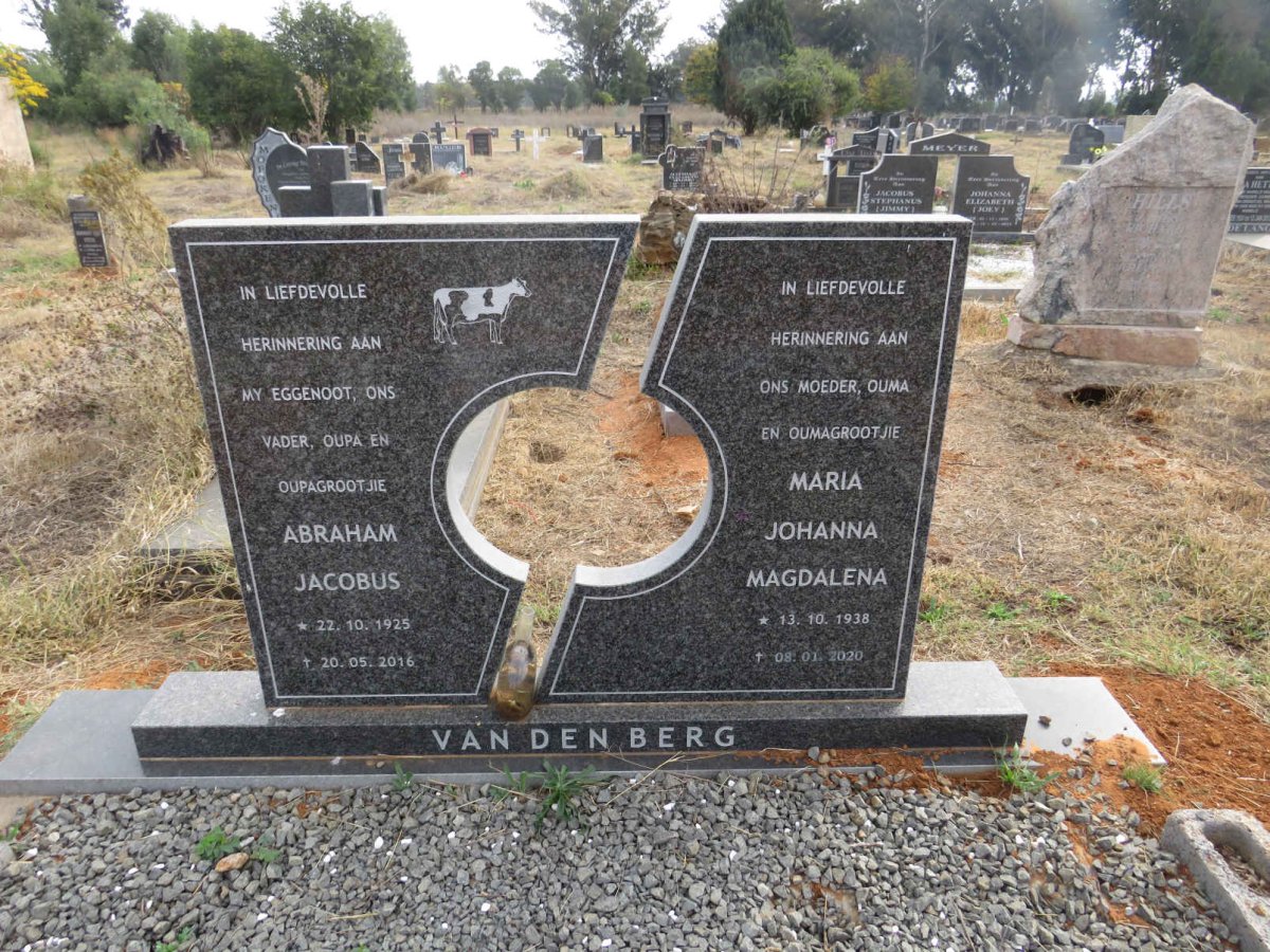 BERG Abraham Jacobus, van den 1925-2016 & Maria Johanna Magdalena 1938-2020