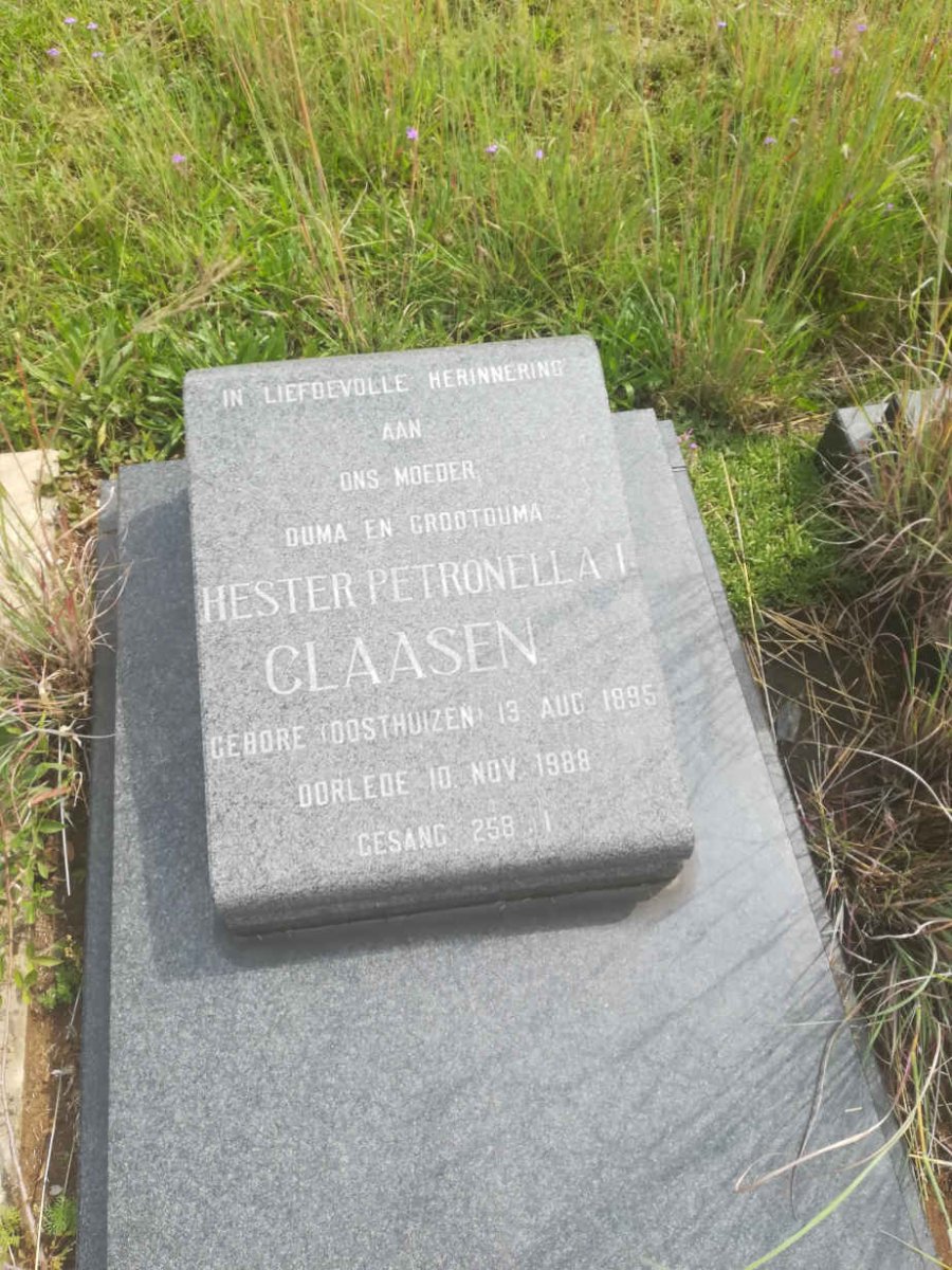 CLAASEN Hester Petronella L. nee OOSTHUIZEN 1895-1988