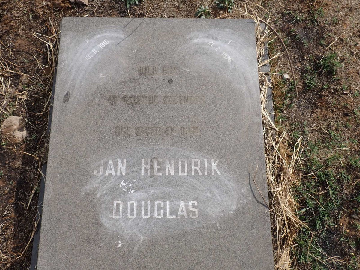 DOUGLAS Jan Hendrik